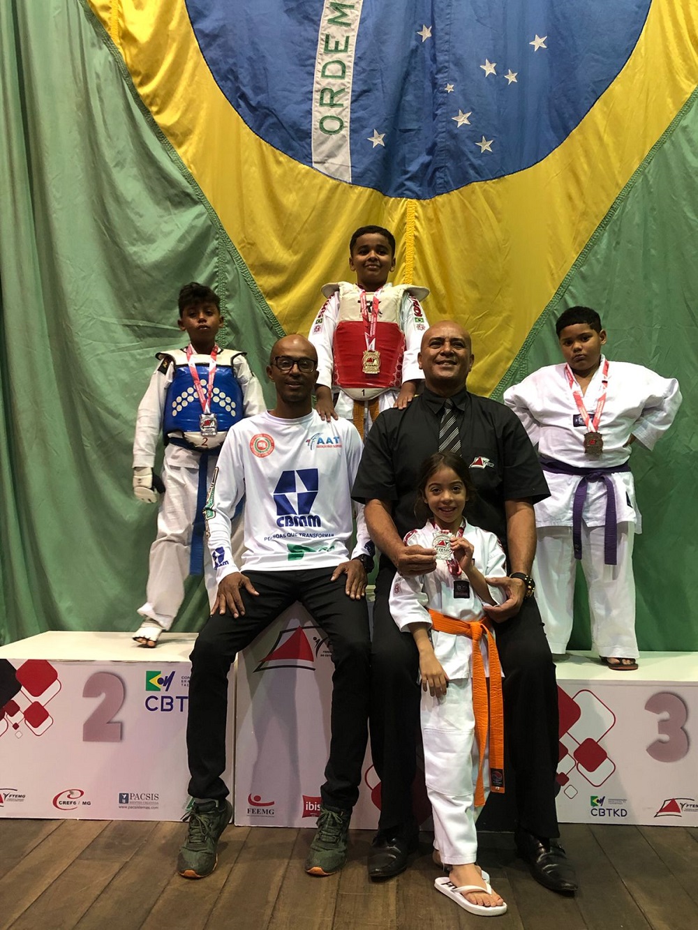 Equipe de Araxá conquista oito medalhas no Campeonato Mineiro de Taekwondo