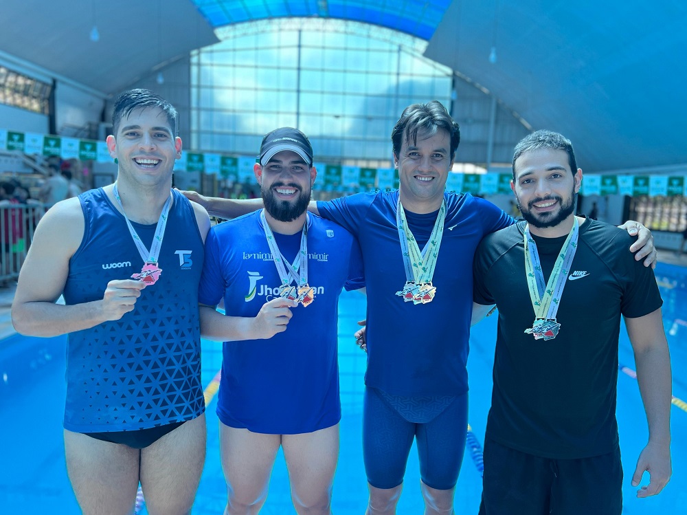Atletas araxaenses conquistam oito medalhas na Copa MG de Natação – Jornal  Araxá