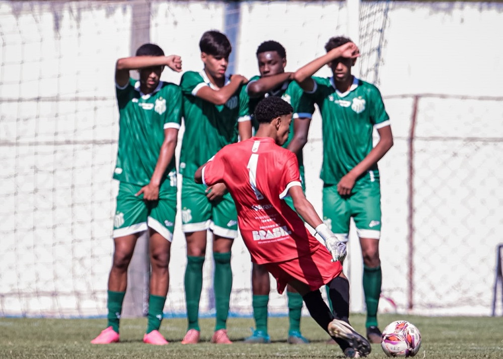 Dínamo de Araxá vence Uberlândia fora de casa pelo Mineiro Sub-17
