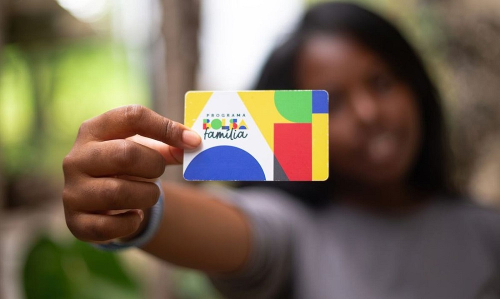 Câmara de Araxá aprova R$ 60 mil para manutenção do Bolsa Família no município